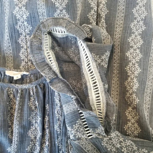 Easel BOHO Blue & White Flowy Tunic Dress Size Medium - Picture 7 of 9